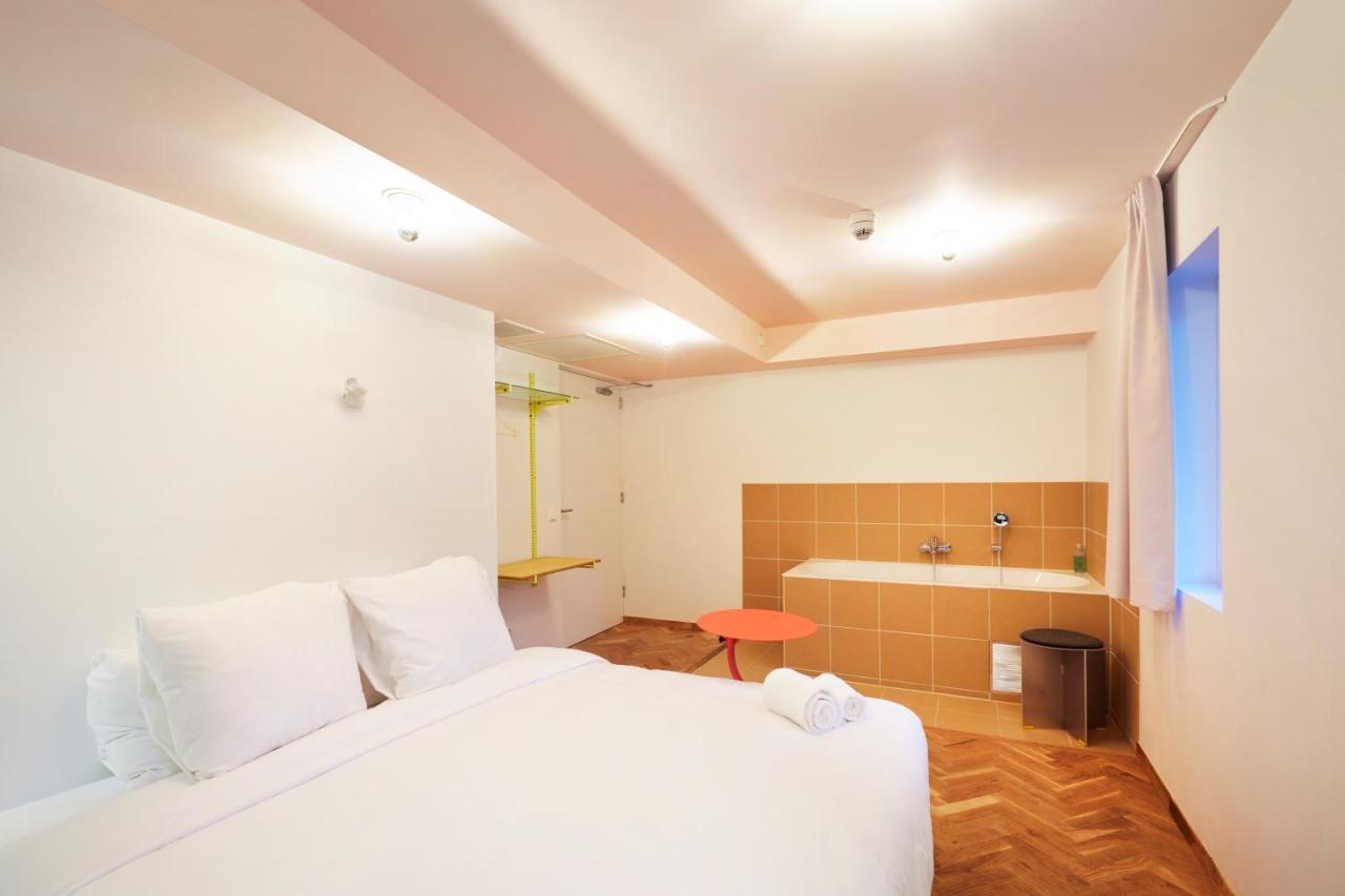 Hotel Not Hotel รอตเตอร์ดัม ภายนอก รูปภาพ
